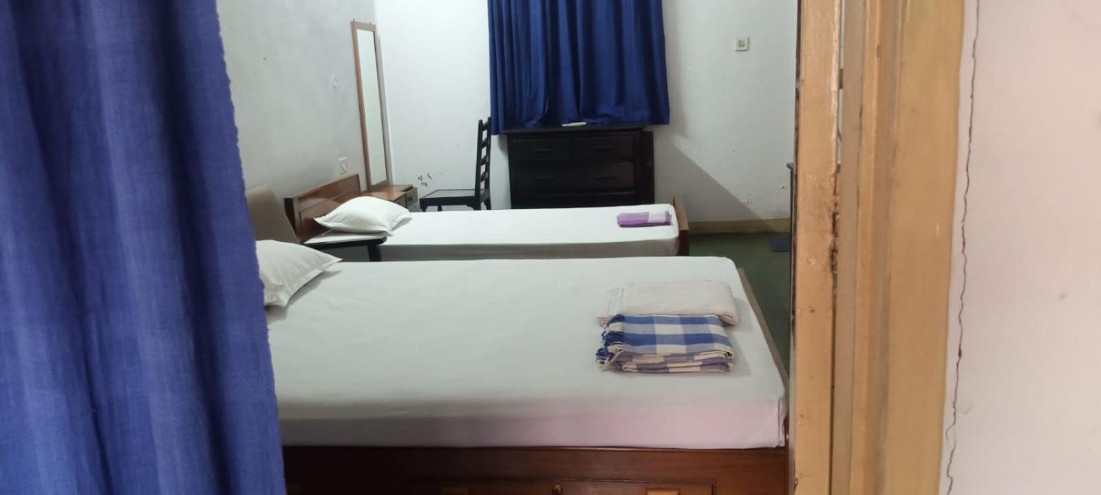 Ywca Gallway Guest House Calcutta Buitenkant foto