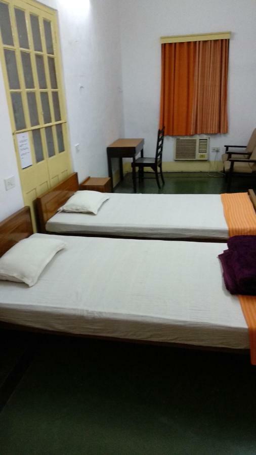 Ywca Gallway Guest House Calcutta Buitenkant foto