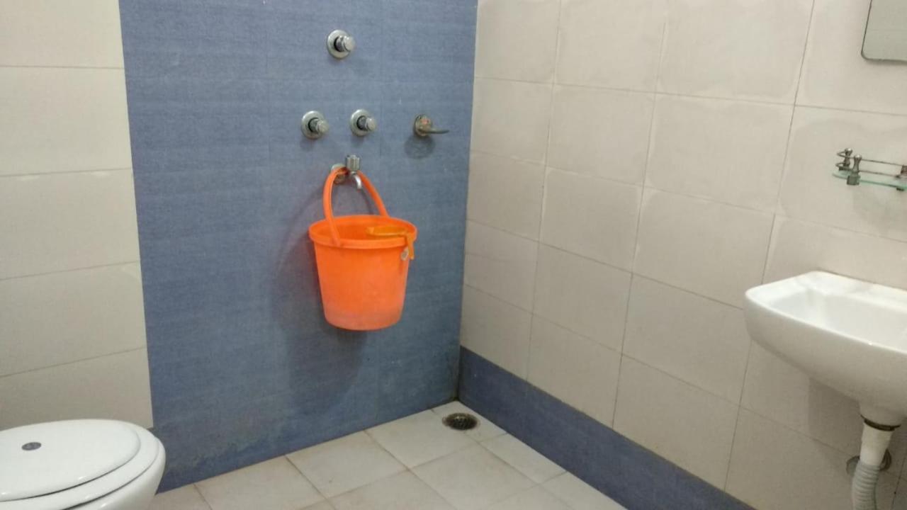Ywca Gallway Guest House Calcutta Buitenkant foto